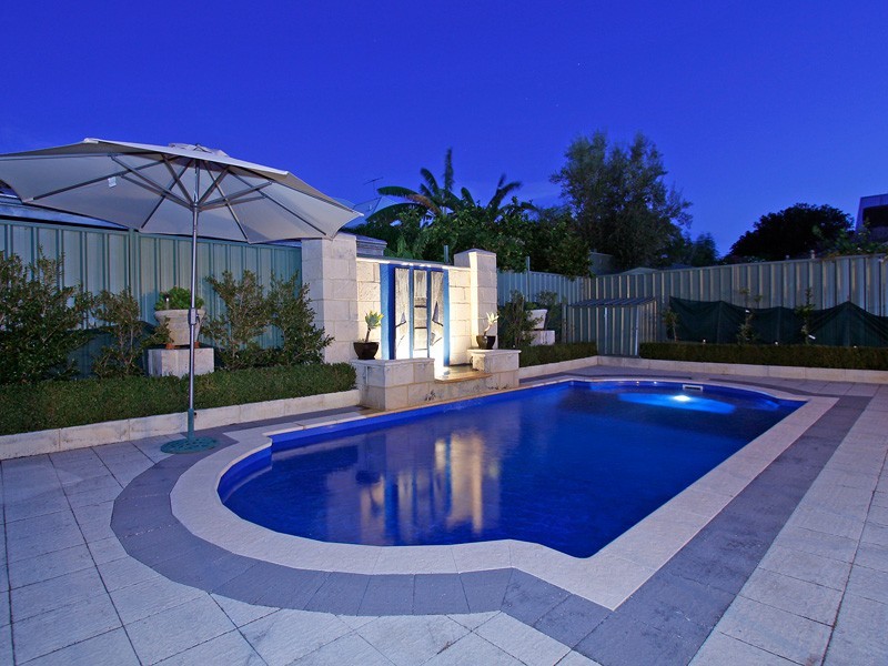 5a Henley Rd, Mount Pleasant WA 6153