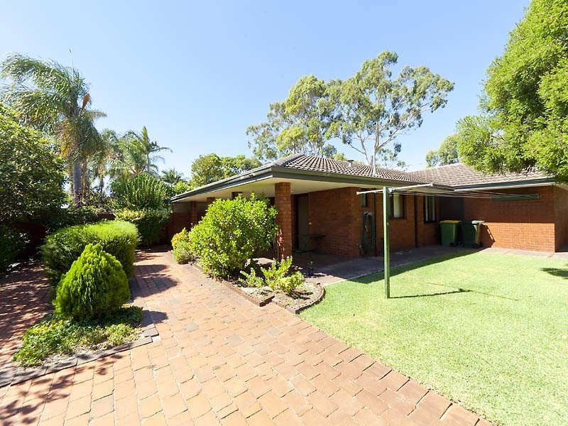 181a Riseley St, Booragoon WA 6154