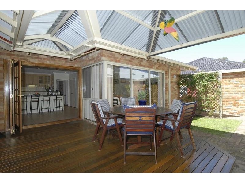 21 Lilian Ave, Applecross WA 6153