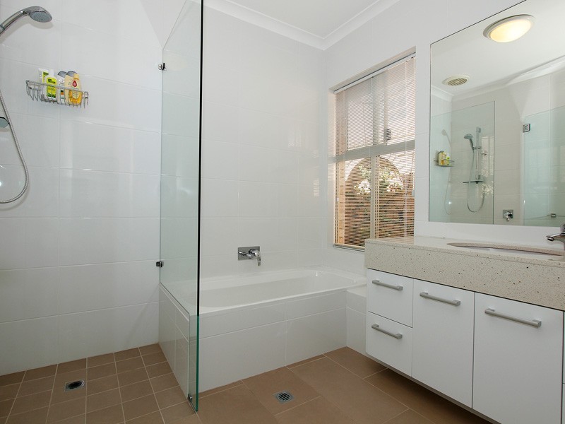 78 Bateman Rd, Mount Pleasant WA 6153