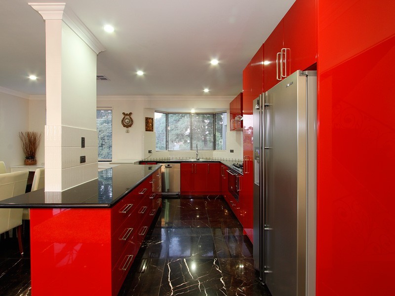 81 Point Walter Rd, Bicton WA 6157