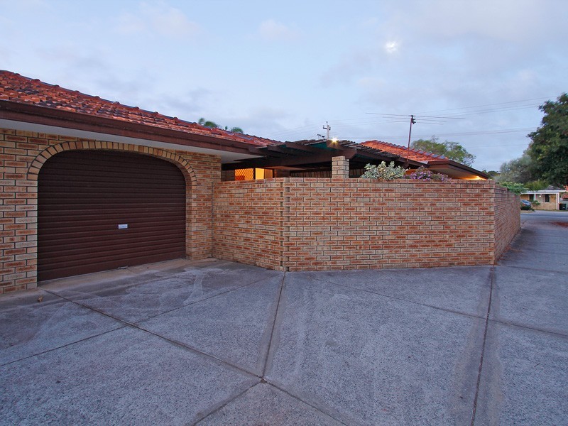 5B Weld Rd, Palmyra WA 6157