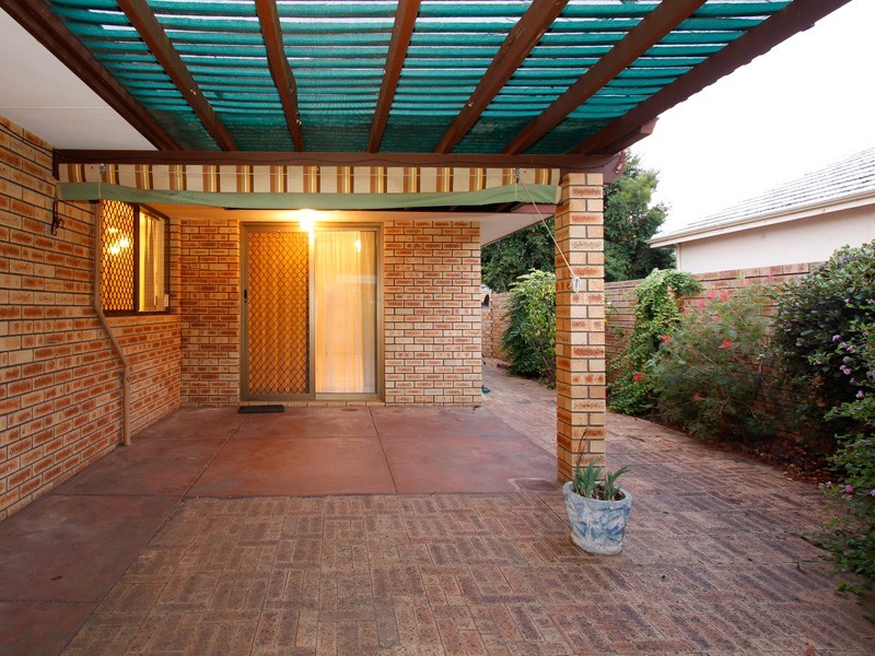 5B Weld Rd, Palmyra WA 6157