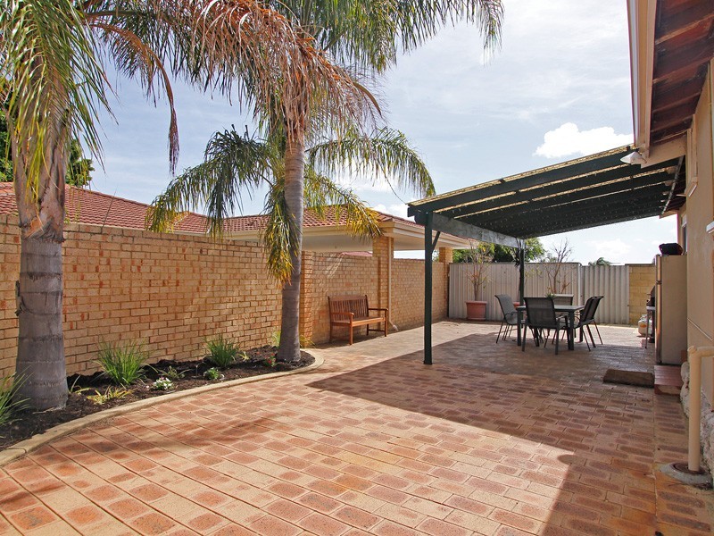 69 Reynolds Rd, Mount Pleasant WA 6153