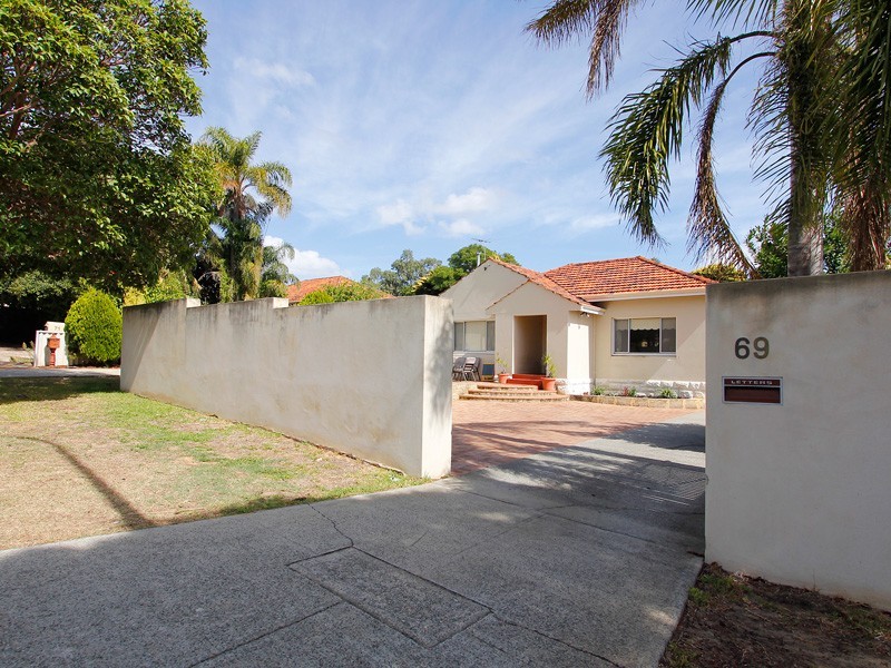 69 Reynolds Rd, Mount Pleasant WA 6153