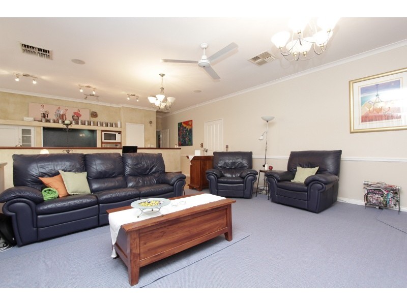 48 Bateman Rd, Mount Pleasant WA 6153