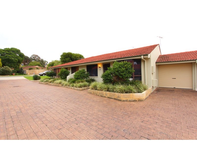 2/2 Lakeside Tce, Mount Pleasant WA 6153