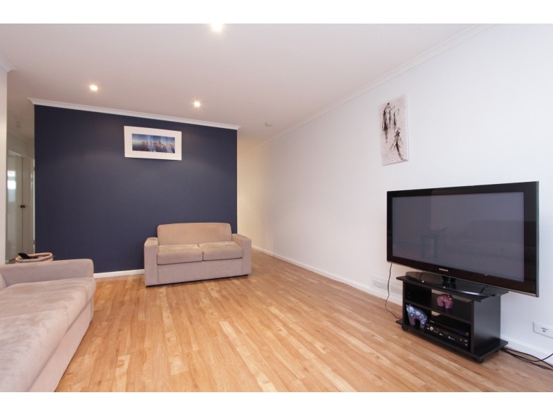 2/2 Lakeside Tce, Mount Pleasant WA 6153