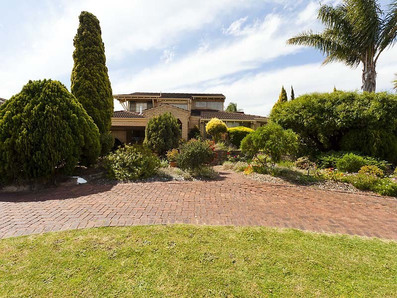 7 Jackson Ave, Winthrop WA 6150