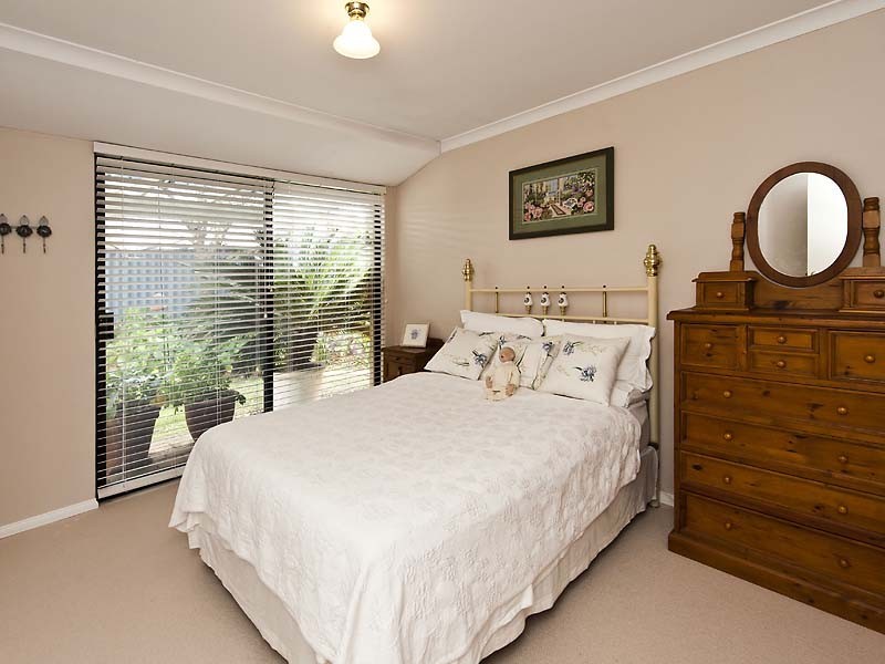 4 Millcroft Elbow, Jandakot WA 6164