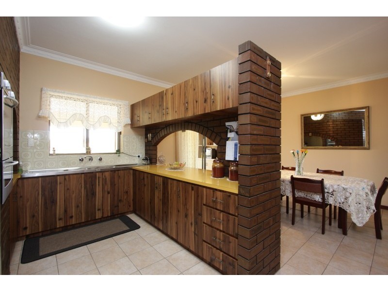 31 Ivermey Road, Hamilton Hill WA 6163