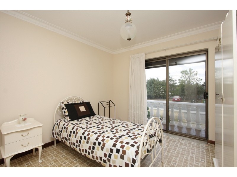 31 Ivermey Road, Hamilton Hill WA 6163