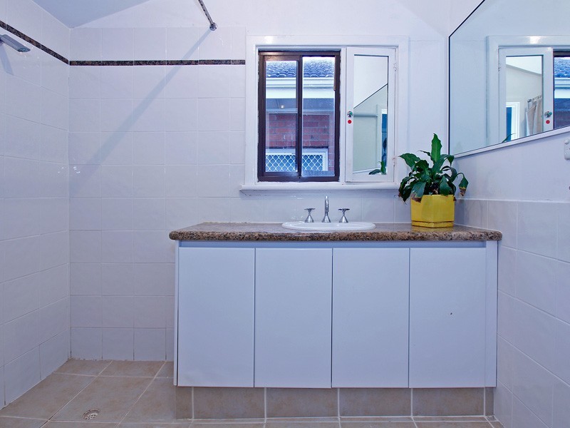 127 South St, Beaconsfield WA 6162