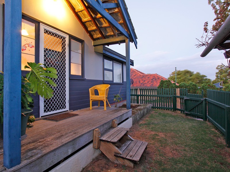 127 South St, Beaconsfield WA 6162