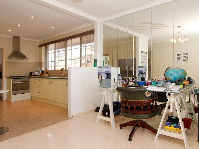 115 Stoneham Rd, Attadale WA 6156