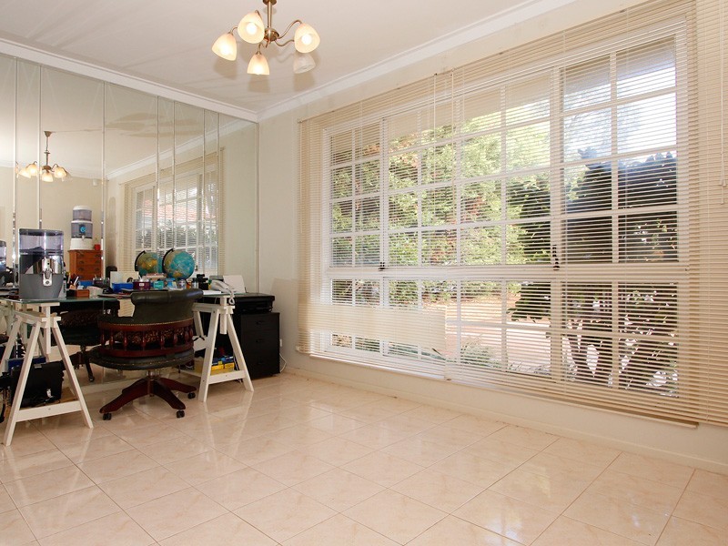 115 Stoneham Rd, Attadale WA 6156