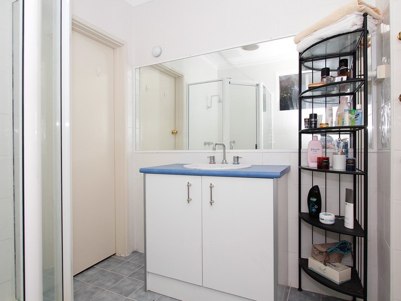 115 Stoneham Rd, Attadale WA 6156