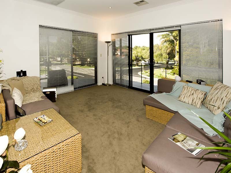 73c Glenelg St, Mount Pleasant WA 6153