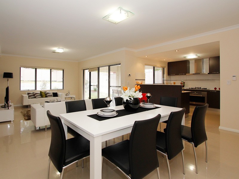 30b Henley Rd, Ardross WA 6153