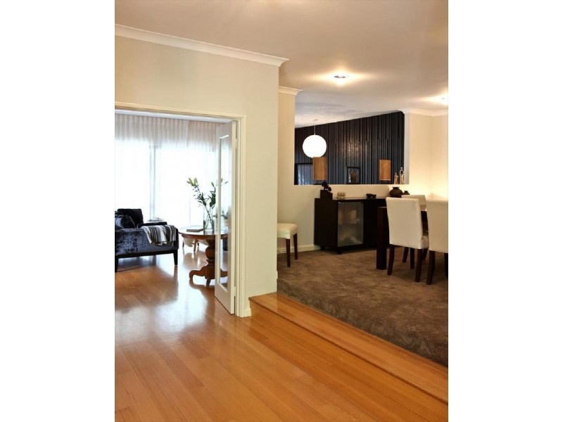 25a Tweeddale Rd, Applecross WA 6153