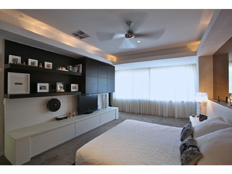 25a Tweeddale Rd, Applecross WA 6153