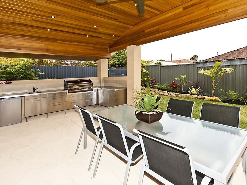 7 Salmond Way, Bull Creek WA 6149
