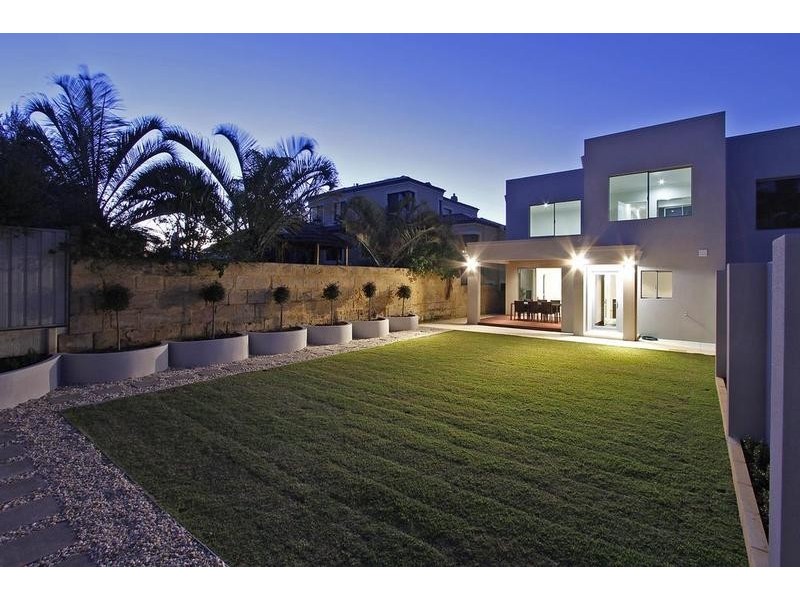 34a Swan Rd, Attadale WA 6156