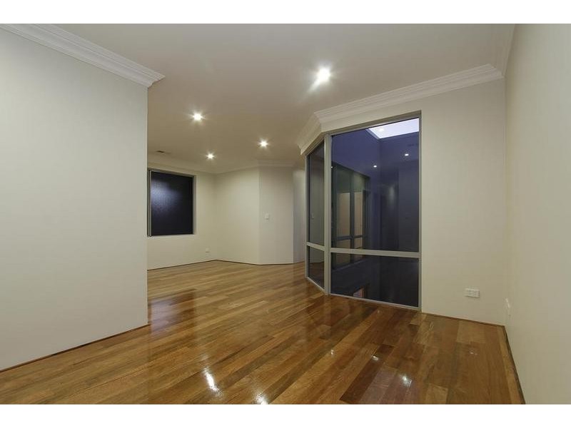 34a Swan Rd, Attadale WA 6156