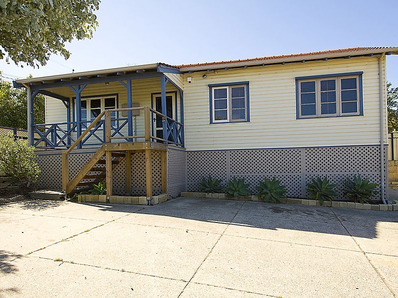 40 Garling St, Willagee WA 6156