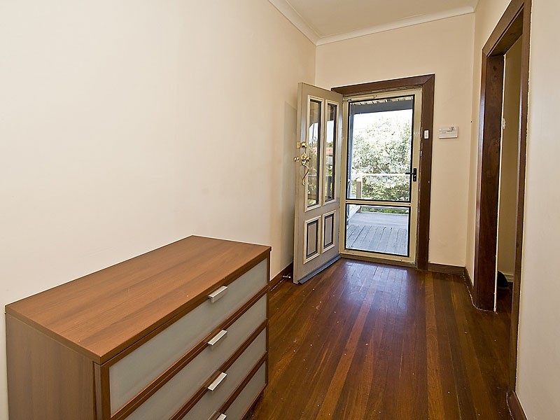 40 Garling St, Willagee WA 6156