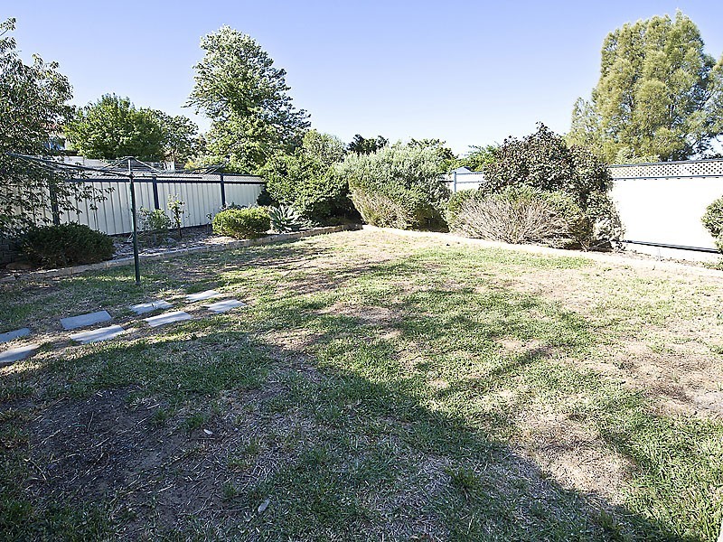 40 Garling St, Willagee WA 6156