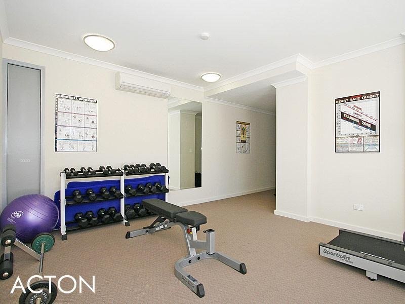 2/880 Canning Hwy, Applecross WA 6153