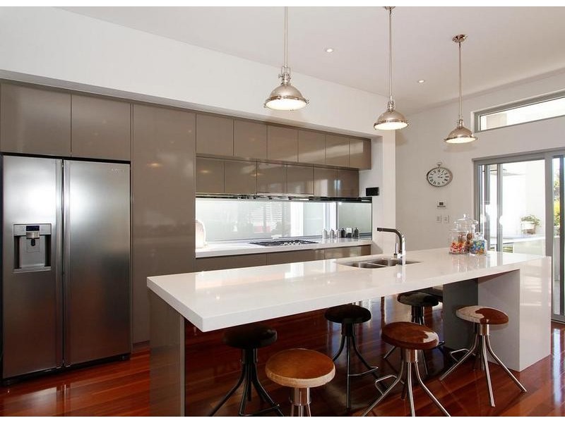 7a Emerald Avenue, Mount Pleasant WA 6153