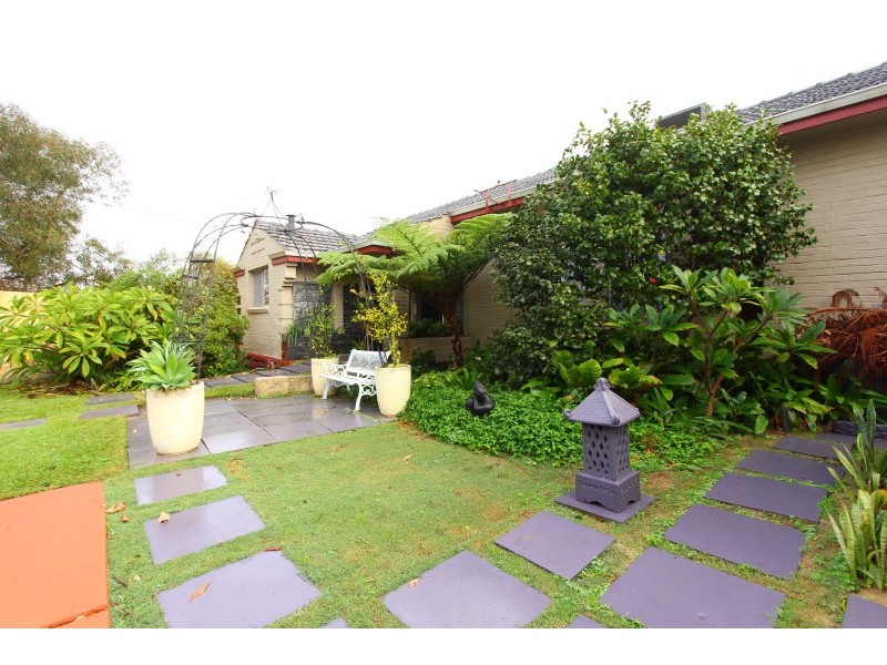 11a Drew Road, Ardross WA 6153
