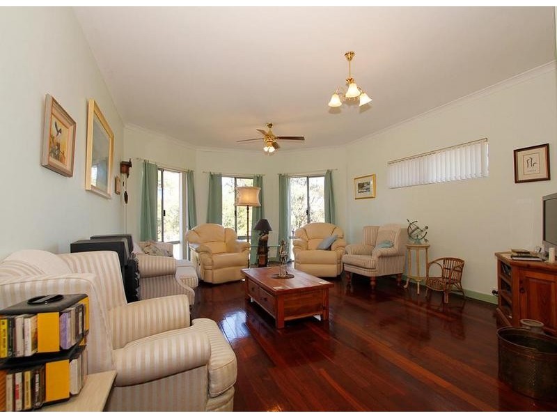 24a McLean St, Melville WA 6156