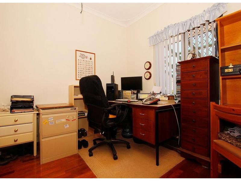 24a McLean St, Melville WA 6156