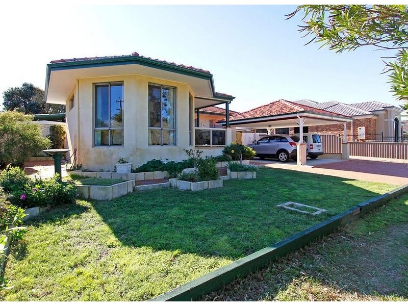 24a McLean St, Melville WA 6156