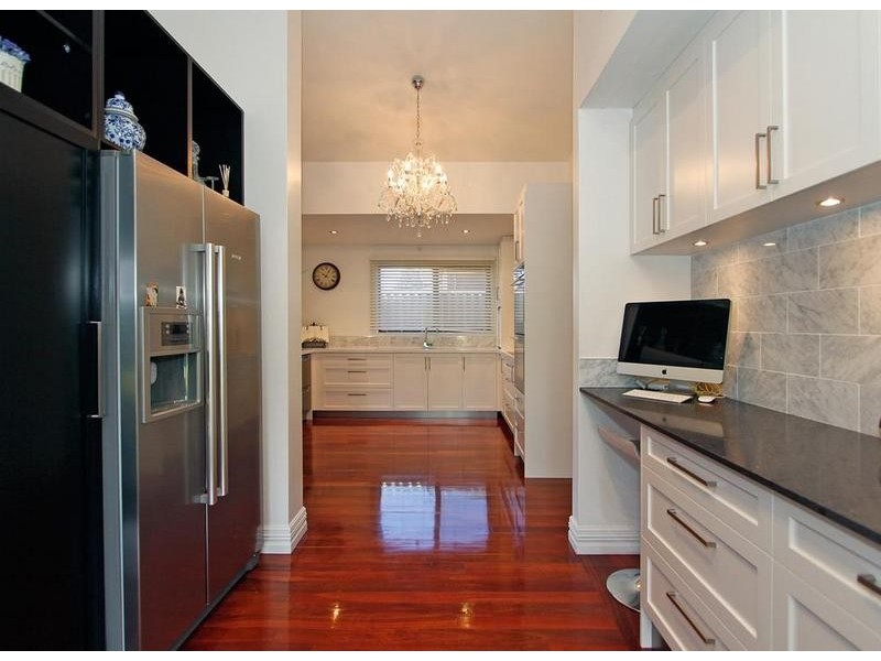 5 Cheyne Walk, Applecross WA 6153