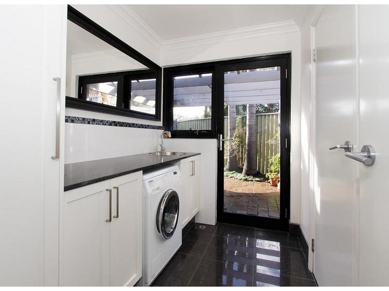 5 Cheyne Walk, Applecross WA 6153