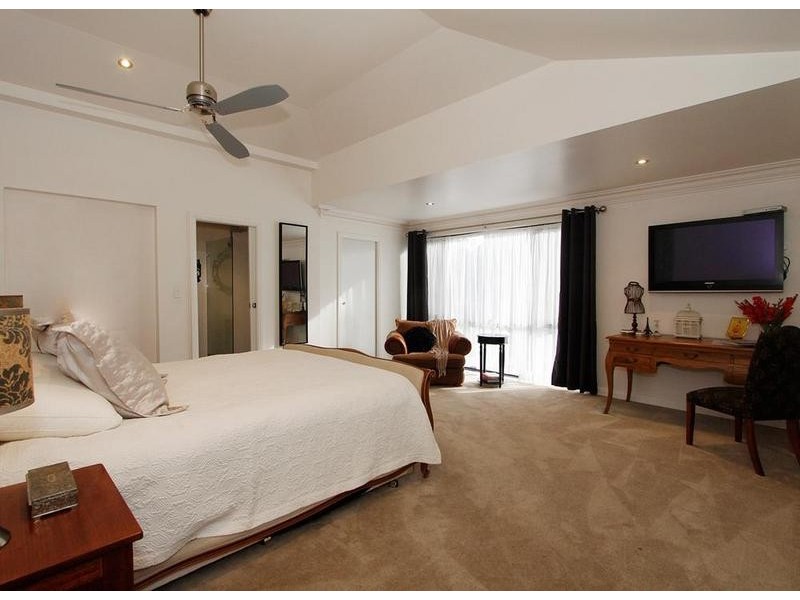 5 Cheyne Walk, Applecross WA 6153