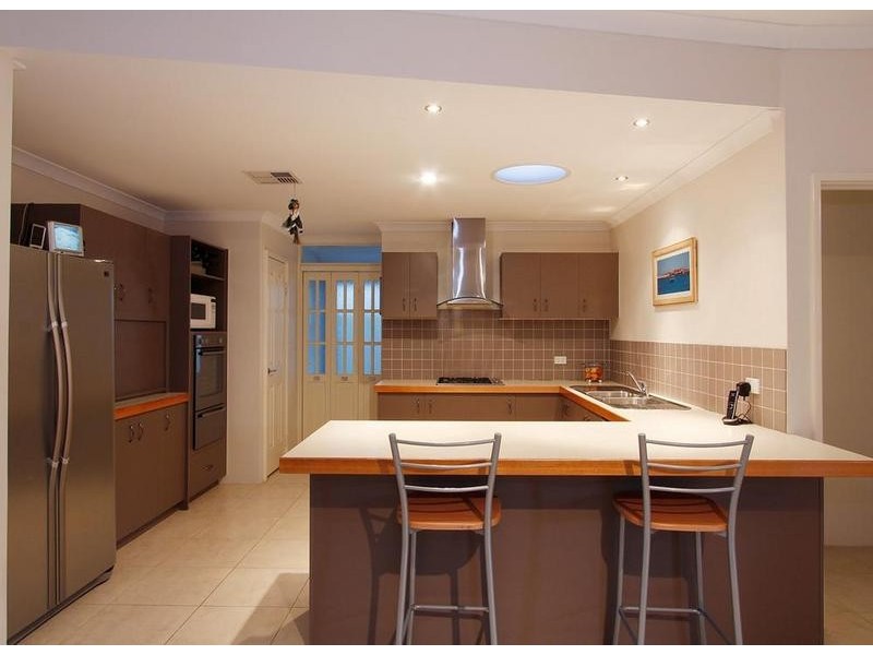 22 Banda Blvd, Canning Vale WA 6155