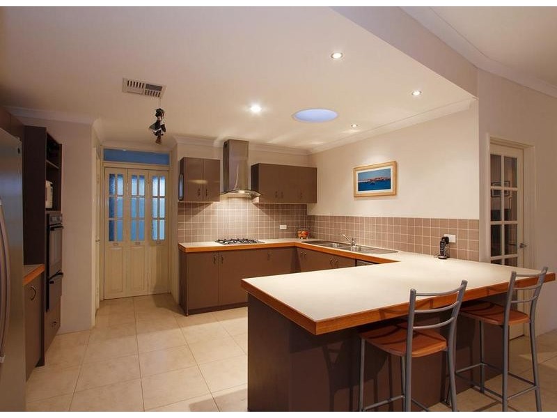 22 Banda Blvd, Canning Vale WA 6155