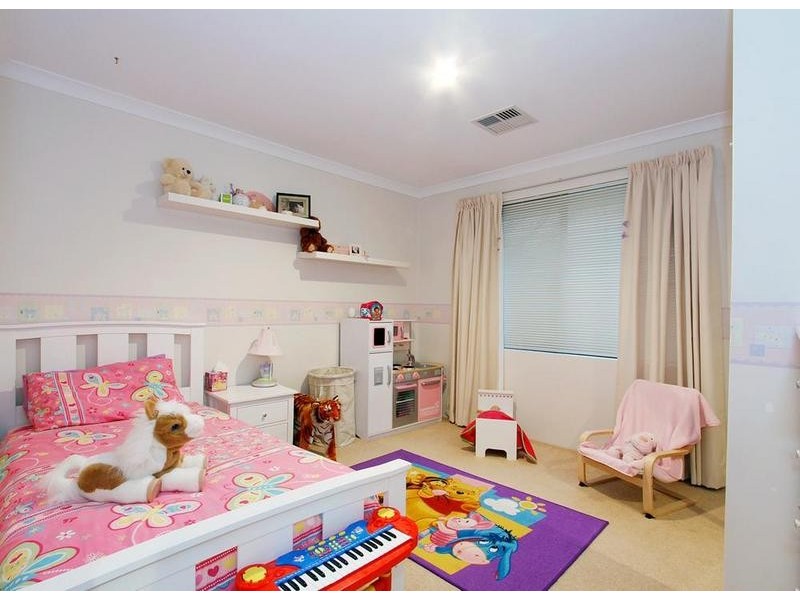 22 Banda Blvd, Canning Vale WA 6155