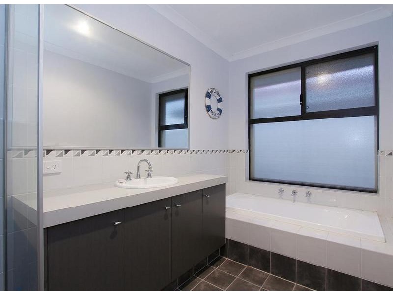 22 Banda Blvd, Canning Vale WA 6155