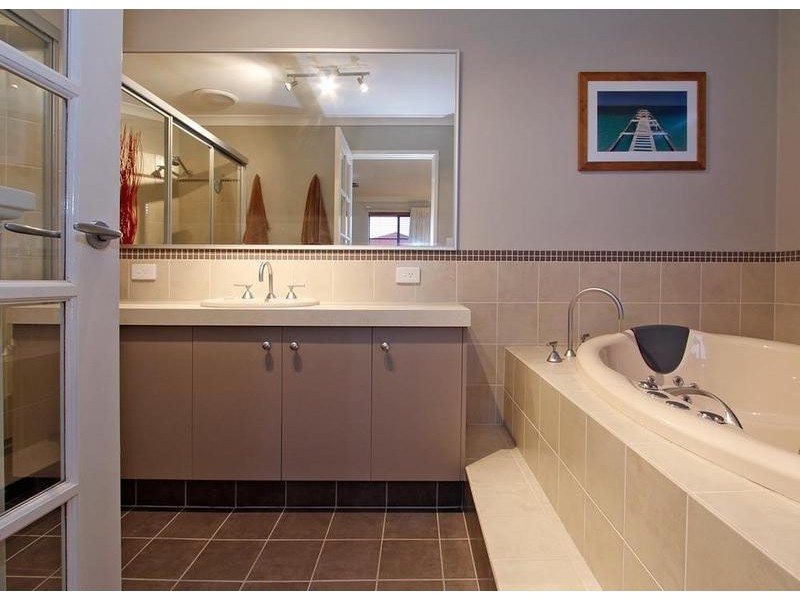 22 Banda Blvd, Canning Vale WA 6155