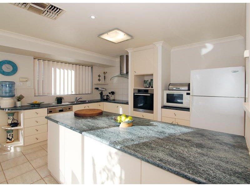 28 Cunningham St, Ardross WA 6153