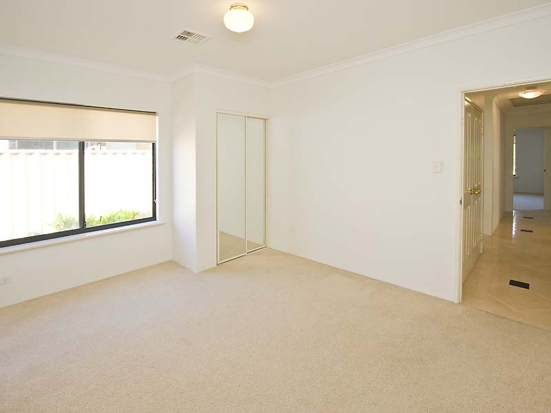 110 Bennett Drive, Canning Vale WA 6155