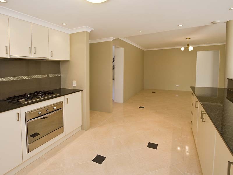 110 Bennett Drive, Canning Vale WA 6155