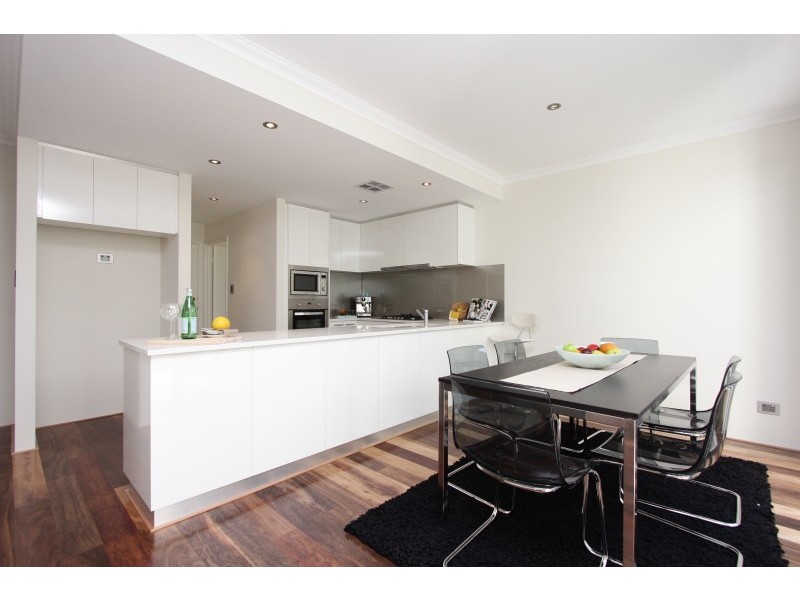 2/30 Waddell Road, Palmyra WA 6157