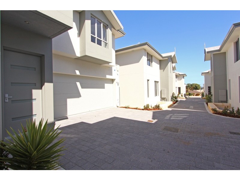 4/30 Waddell Road, Palmyra WA 6157